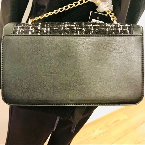 Badgley Mishka black & white tweed, vegan leather and yellow metal crossbody bag - Picture 6 of 14